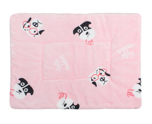 Double-sided blanket mat